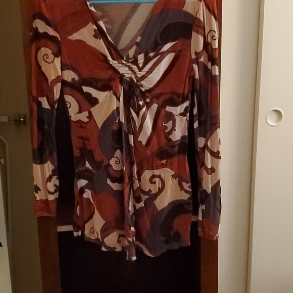 Daisy Fuentes Tops - Daisy Fuentes red, black and white pattern shirt
